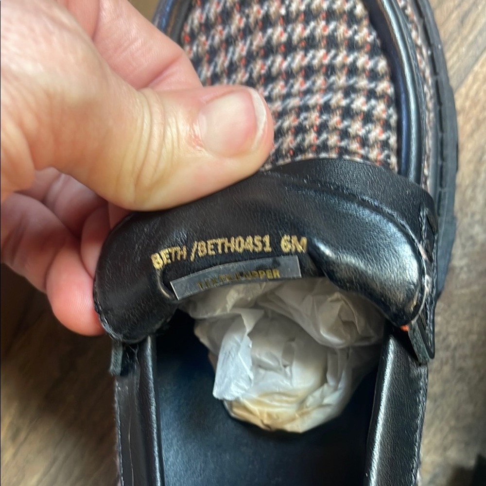 Black and Brown Platform Loafers - Picture 4 of 5